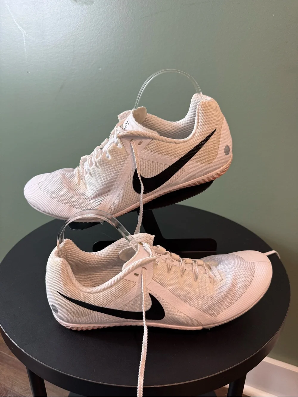 Nike lightweight white